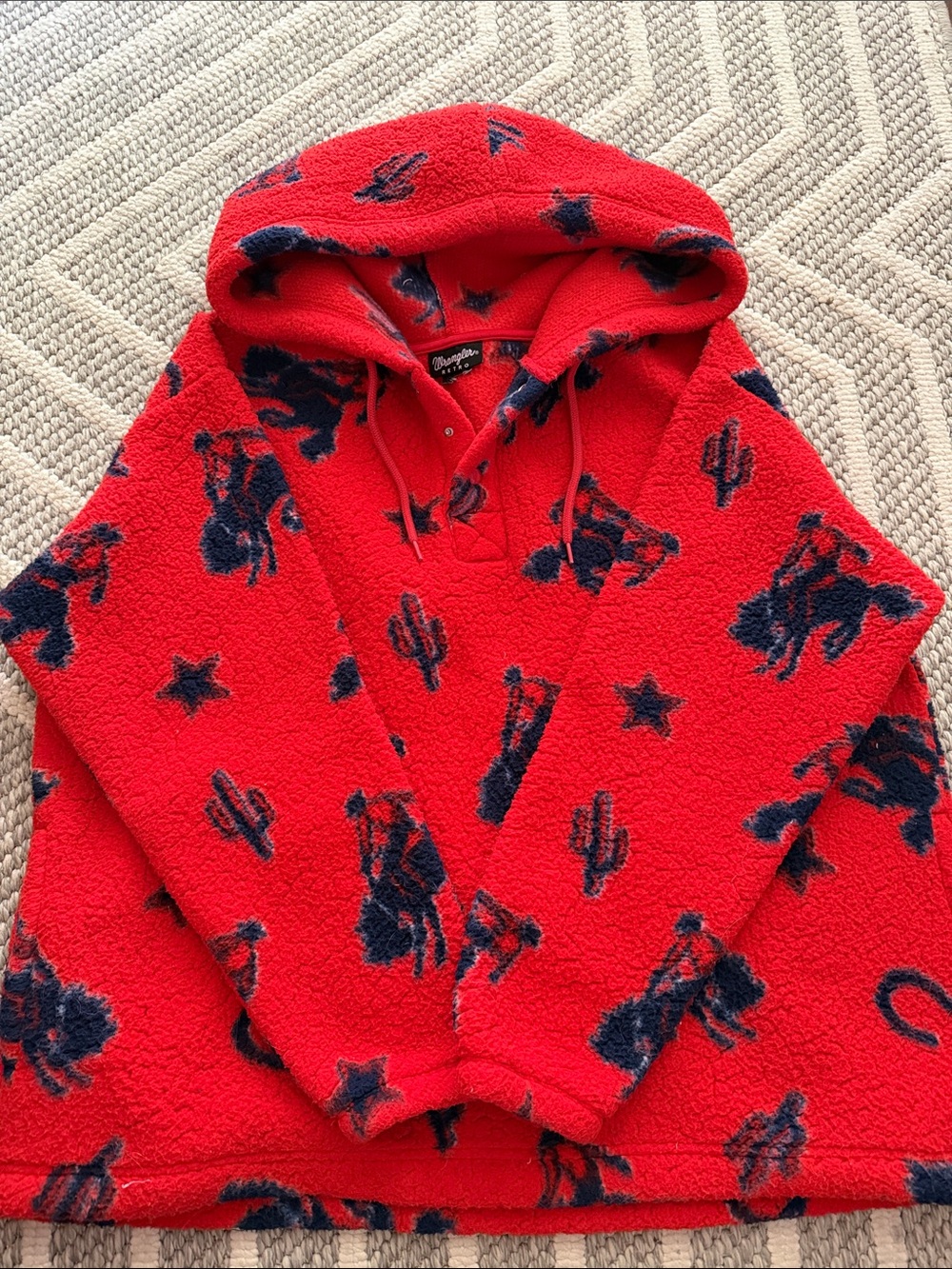 Wrangler Red Sherpa Pullover Hoodie with Navy Western Motif